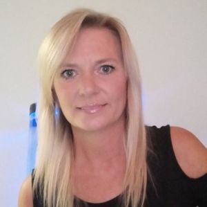 Meet your Posher, Denise